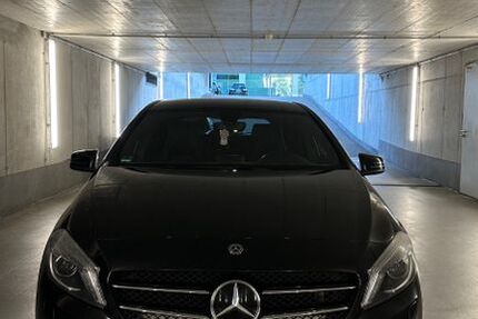 Mercedes-Benz A 180 127.000 km 9.000 &euro; Sindelfingen 71065