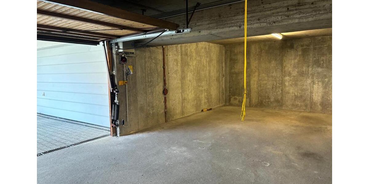 Dachgeschoßwohnung Filderstadt - 2.5 Zimmer, 57 m&sup2;, 990&euro; | Angebot:25408330