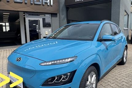 Hyundai KONA 9.965 km 31.990 € Waiblingen 71332