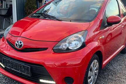 Toyota Aygo 152.255 km 2.499 &euro; Filderstadt Plattenhart 70794