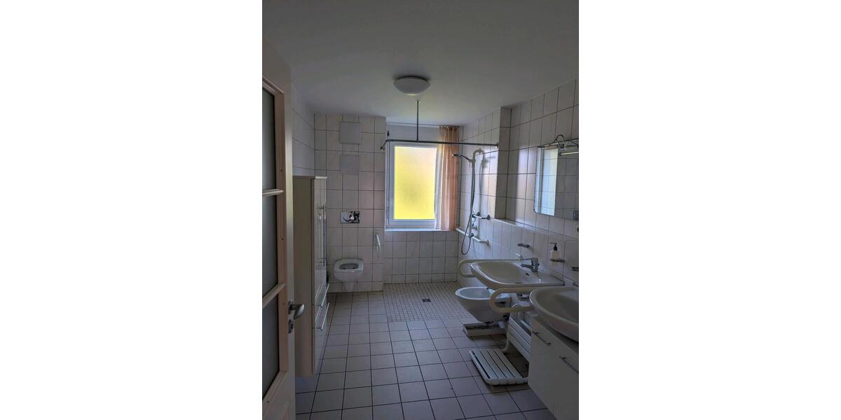 Dachgeschoßwohnung Nürtingen - 4 Zimmer, 107 m&sup2;, 495.000&euro; | Angebot:26794944