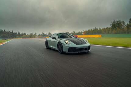 Porsche 992 3.900 km 226.100 € Leonberg 71229