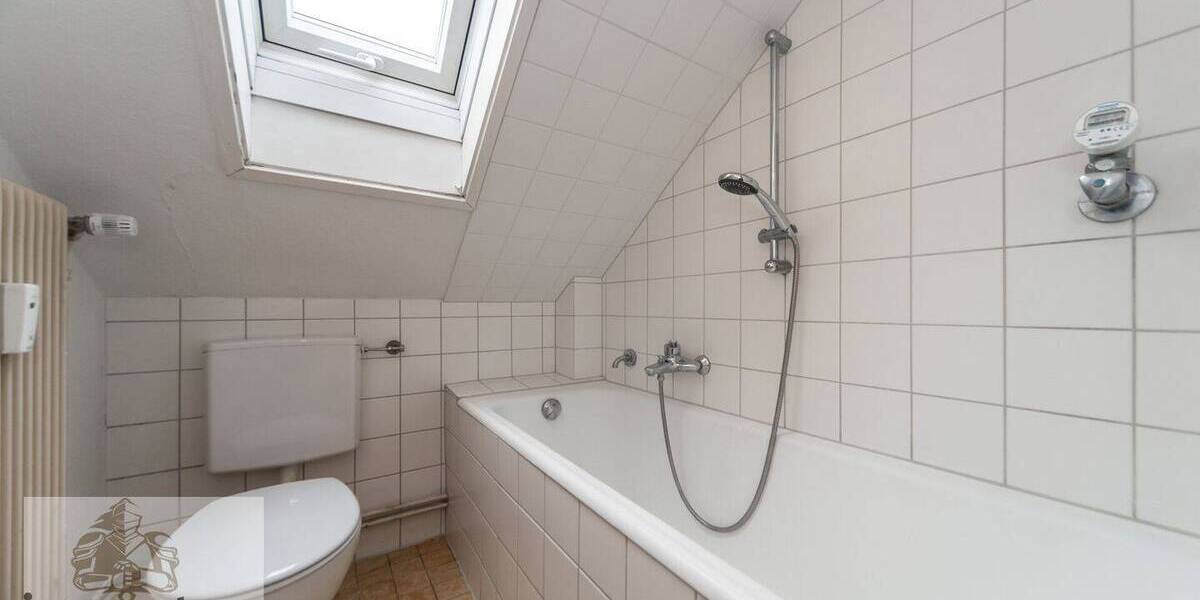 Mehrfamilienhaus, Wohnhaus Stuttgart / Sillenbuch Sillenbuch - 1 Zimmer, 203 m&sup2;, 1.200.000&euro; | Angebot:26834882