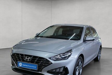 Hyundai i30 72.894 km 15.490 &euro; Stuttgart 70190