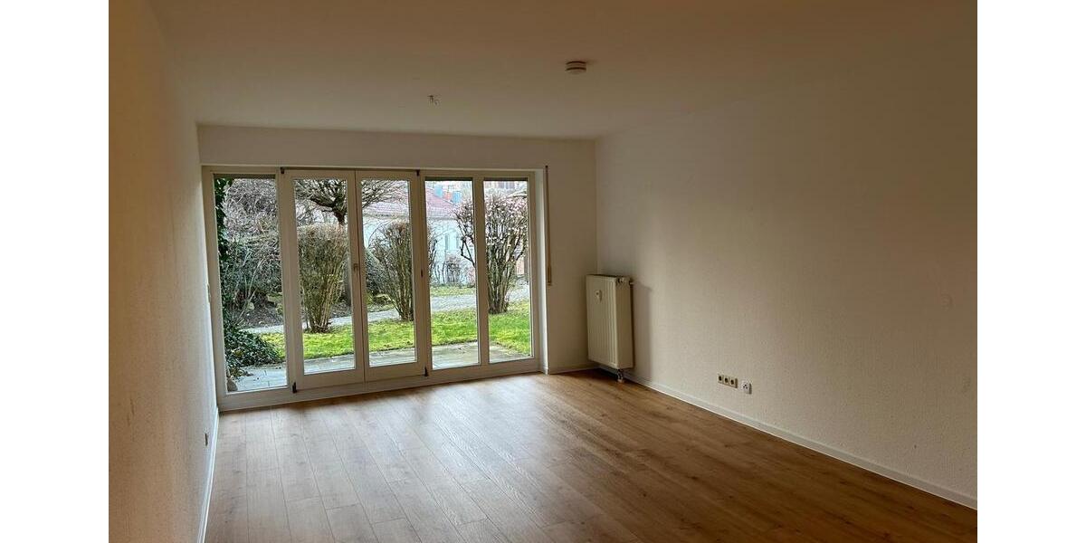 Erdgeschoßwohnung Böblingen - 2 Zimmer, 57 m&sup2;, 980&euro; | Angebot:25289536