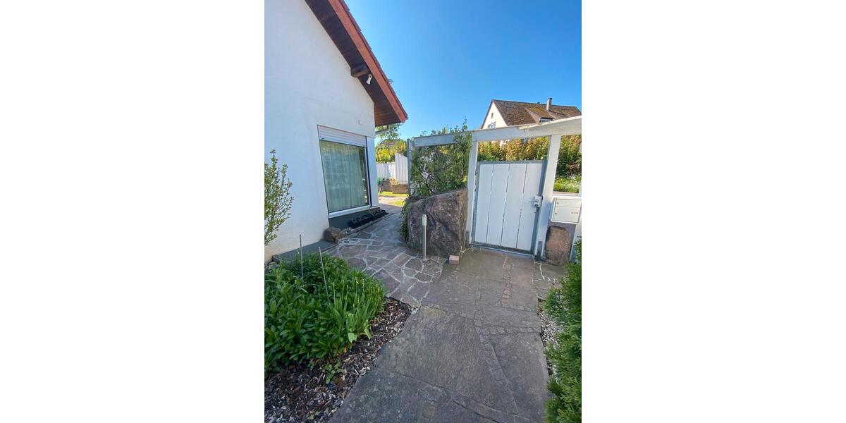 Doppelhaushälfte Calw - 6 Zimmer, 140 m&sup2;, 530.000&euro; | Angebot:26512381