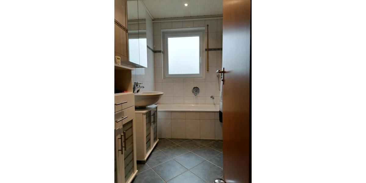 Etagenwohnung Reutlingen Orschel-Hagen - 3.5 Zimmer, 80 m&sup2;, 298.000&euro; | Angebot:26123044