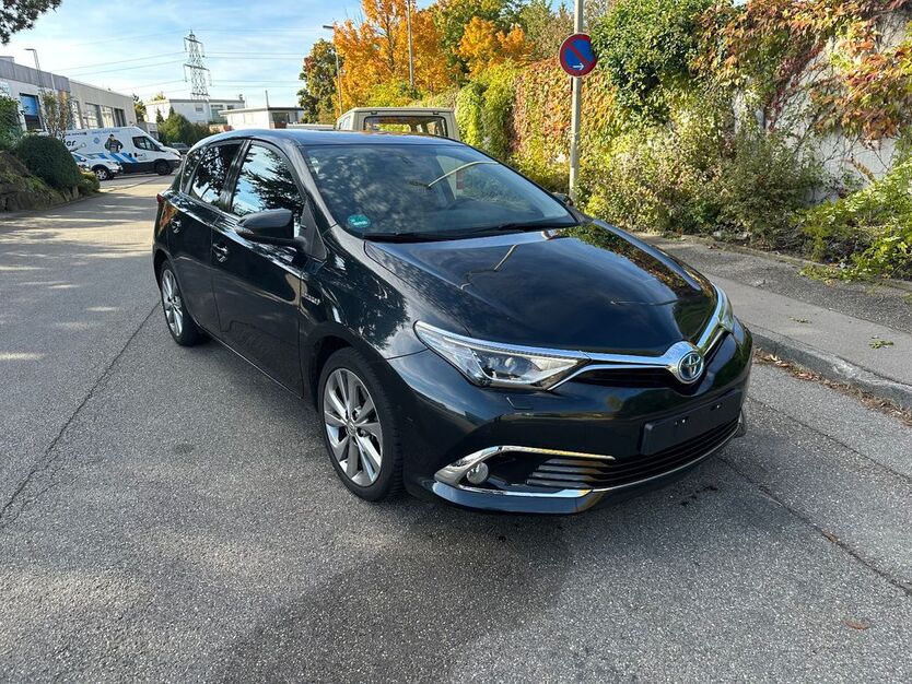 Toyota Auris 125.000 km 12.550 € Möglingen/Ludwigsburg 71696