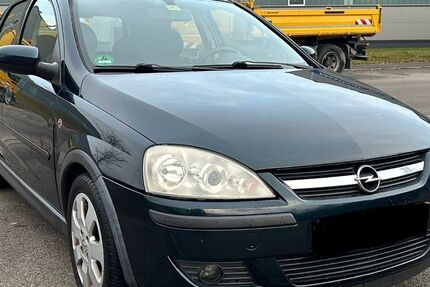Opel Corsa 136.000 km 1.970 &euro; Metzingen 72555