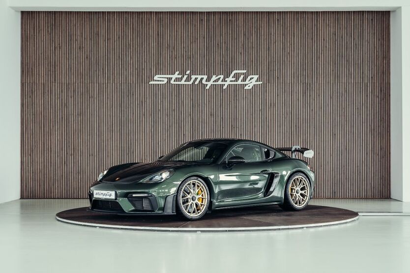 Porsche Cayman 3.232 km 182.500 € Stuttgart 70190