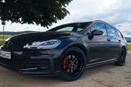 VW Golf 123.000 km 20.900 € Waiblingen 71336