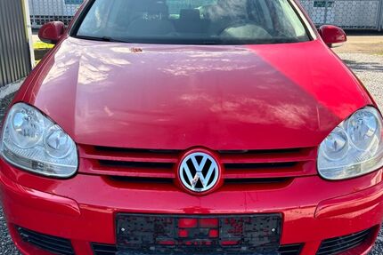 VW Golf 181.500 km 2.999 &euro; Sindelfingen 71069