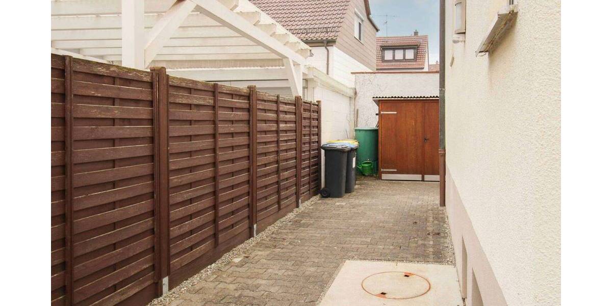 Etagenwohnung Reutlingen Weststadt - 3 Zimmer, 78 m&sup2;, 189.000&euro; | Angebot:25998575