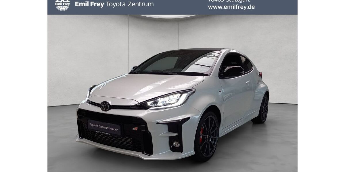 Toyota Yaris 10.600 km 38.450 € Stuttgart 70469