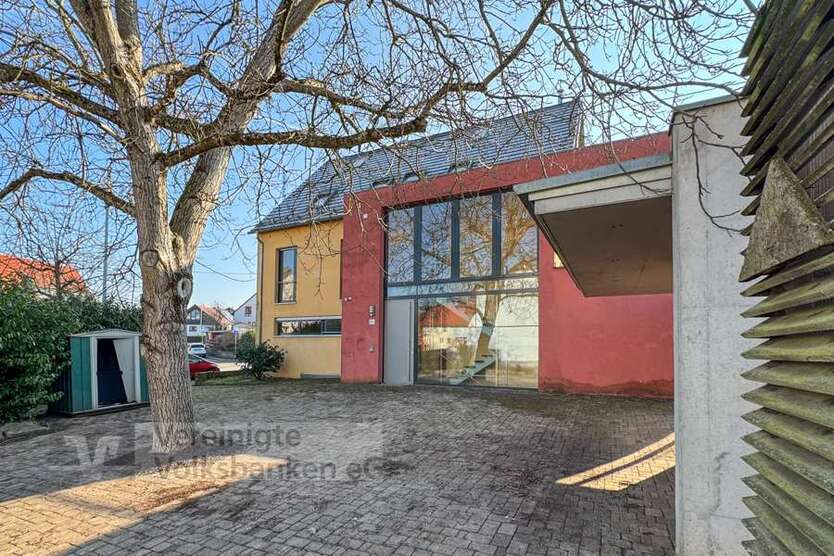 Haus zum Kaufen in Reutlingen Oferdingen 1.175.000 € 486 m²