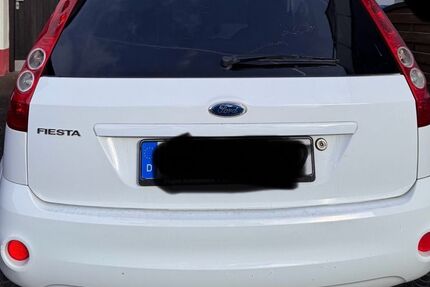 Ford Fiesta 187.890 km 2.800 &euro; Waldenbuch 71111