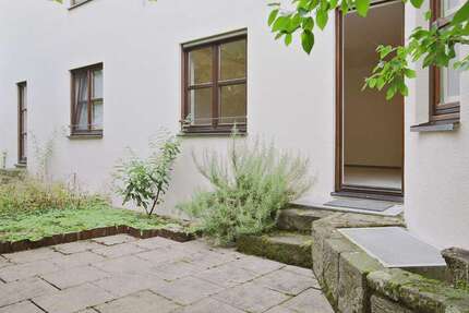 Wohnung Renningen - 2 Zimmer, 68 m&sup2;, 219.000&euro; | Angebot:24211141