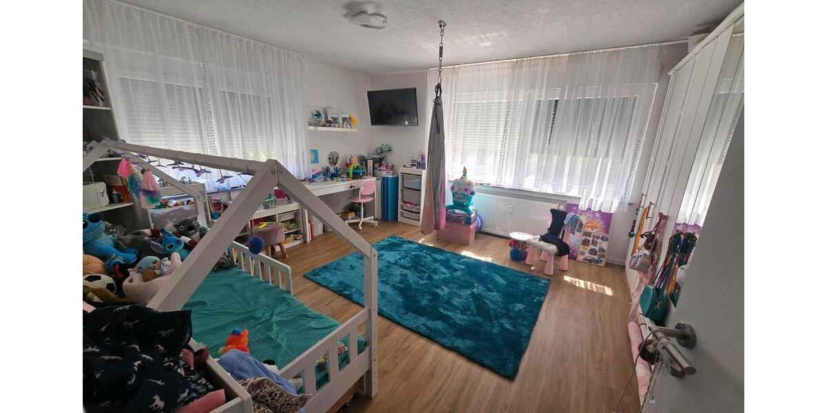 Mehrfamilienhaus, Wohnhaus Ehningen - 10.5 Zimmer, 205 m&sup2;, 1.069.000&euro; | Angebot:26490411
