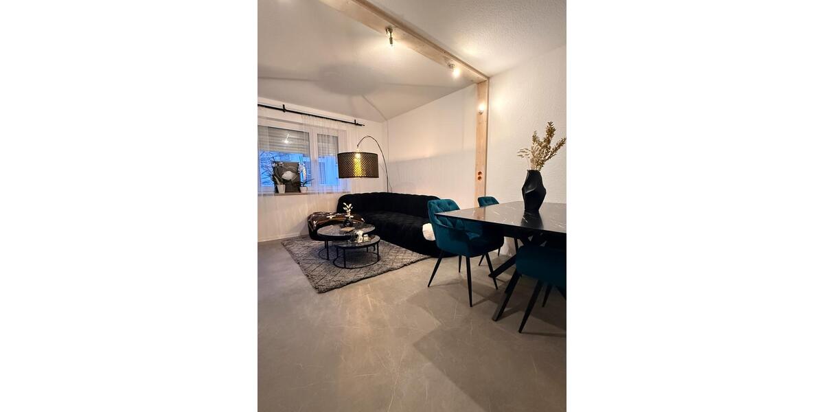 Etagenwohnung Ludwigsburg Oßweil - 3 Zimmer, 75 m&sup2;, 1.100&euro; | Angebot:25795450