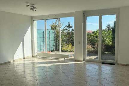 Haus zum Mieten in Sindelfingen 2.000 € 160 m² 5.5 zimmer