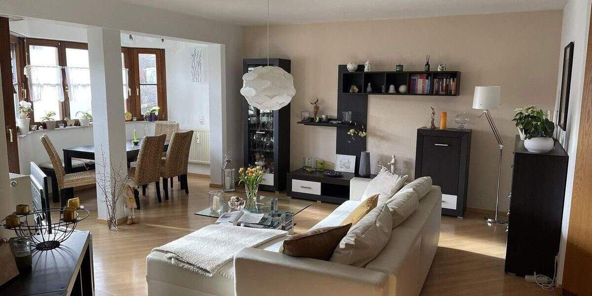 Etagenwohnung Ditzingen - 3 Zimmer, 79 m&sup2;, 295.000&euro; | Angebot:25095098