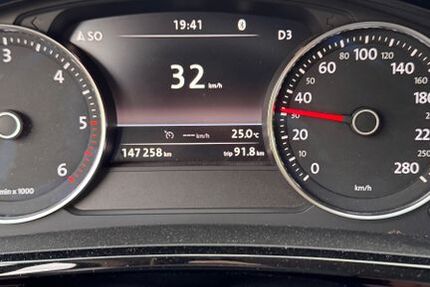 VW Touareg 147.600 km 22.800 &euro; Pforzheim 75181