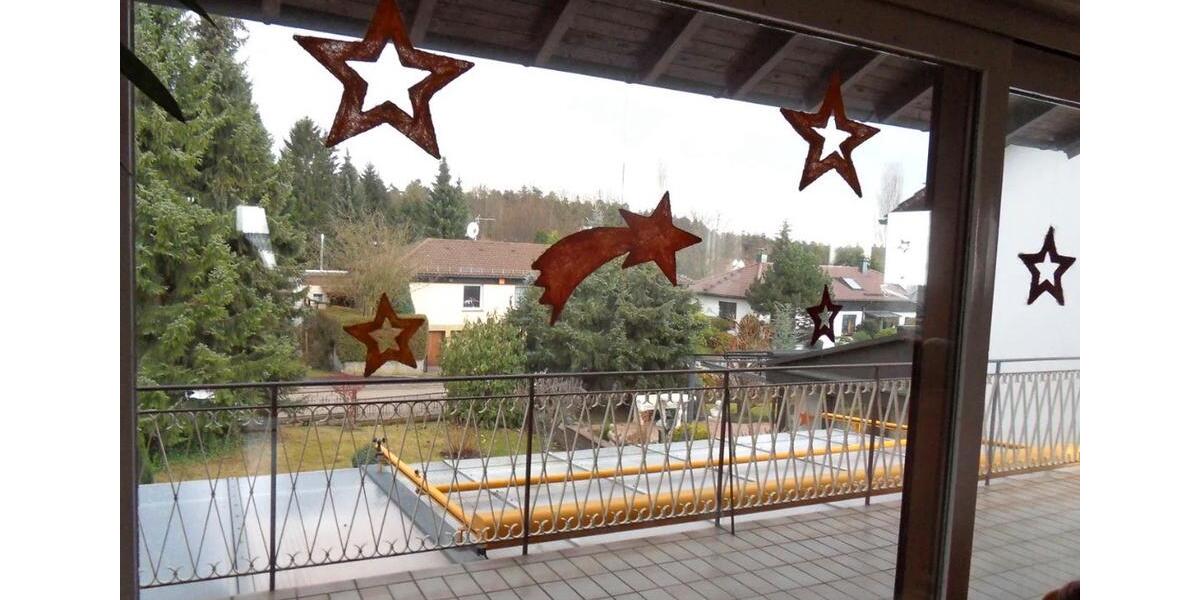 Etagenwohnung Pforzheim Dillweißenstein - 3.5 Zimmer, 100 m&sup2;, 1.200&euro; | Angebot:25995937