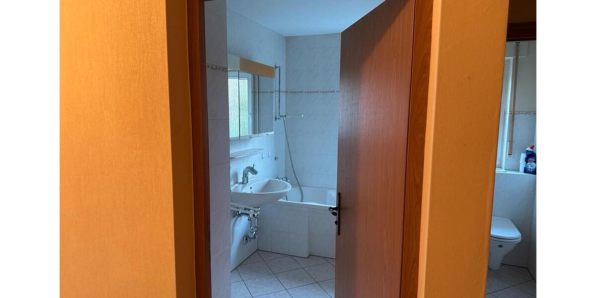 Etagenwohnung Kernen im Remstal - 4 Zimmer, 85 m&sup2;, 1.200&euro; | Angebot:25308133