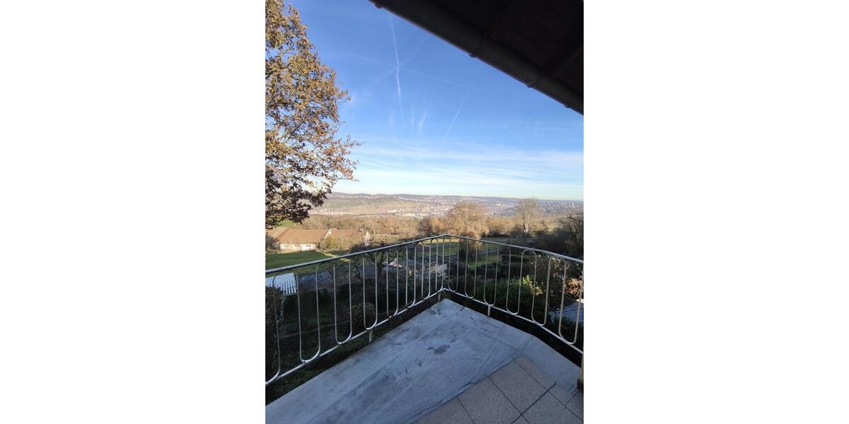 Doppelhaushälfte Ostfildern - 5.5 Zimmer, 135 m&sup2;, 1.850&euro; | Angebot:24371025