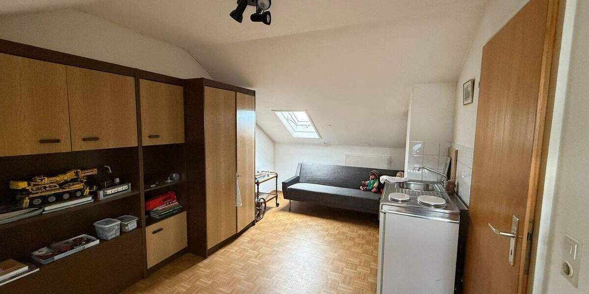 Mehrfamilienhaus, Wohnhaus Neuhausen auf den Fildern - 5 Zimmer, 141 m&sup2;, 520.000&euro; | Angebot:25399473