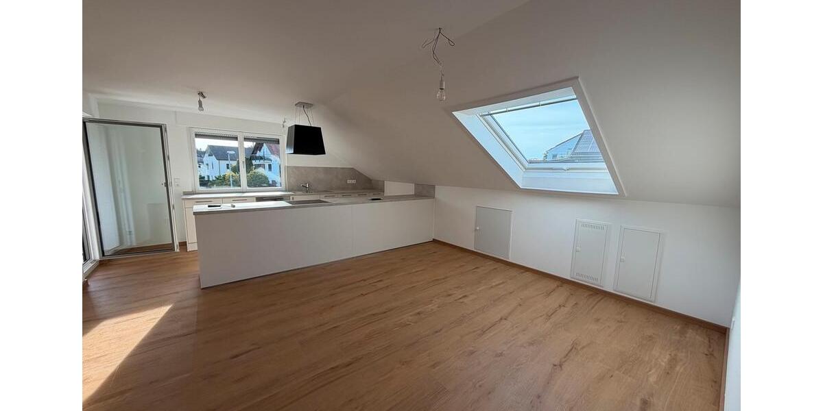 Dachgeschoßwohnung Dußlingen - 2.5 Zimmer, 80 m&sup2;, 1.000&euro; | Angebot:27592938