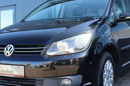 VW Touran 218.500 km 5.840 € Kohlberg 72664