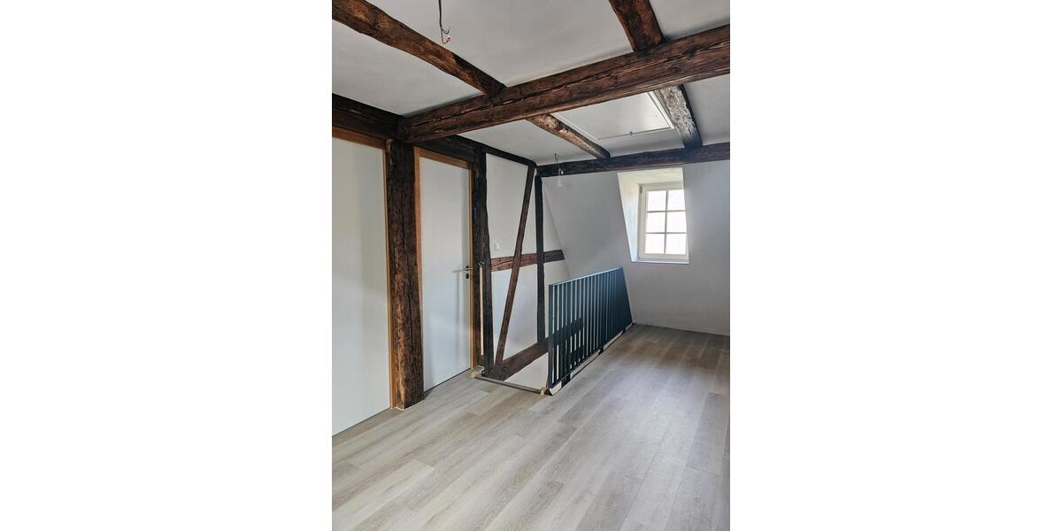 Maisonettenwohnung Mühlacker - 5 Zimmer, 128 m&sup2;, 1.350&euro; | Angebot:23765076