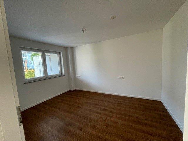 Etagenwohnung Esslingen am Neckar - 2 Zimmer, 61 m&sup2;, 930&euro; | Angebot:26383050