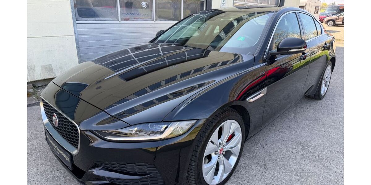 Jaguar XE 79.000 km 16.950 &euro; Sindelfingen/Stuttgart 71069