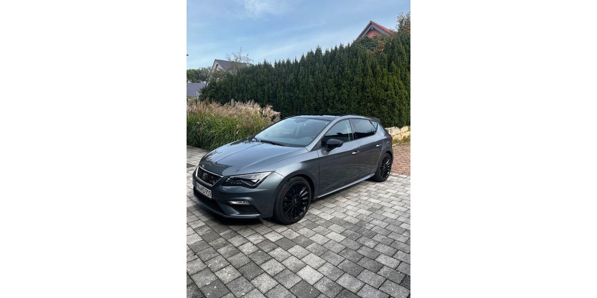 Seat Leon 95.000 km 14.999 &euro; Esslingen am Neckar 73728