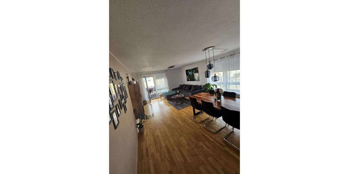Etagenwohnung Freiberg Geisingen - 4.5 Zimmer, 87 m&sup2;, 1.150&euro; | Angebot:25979551