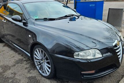 Alfa Romeo GT 152.500 km 1.900 &euro; Gärtringen 71116