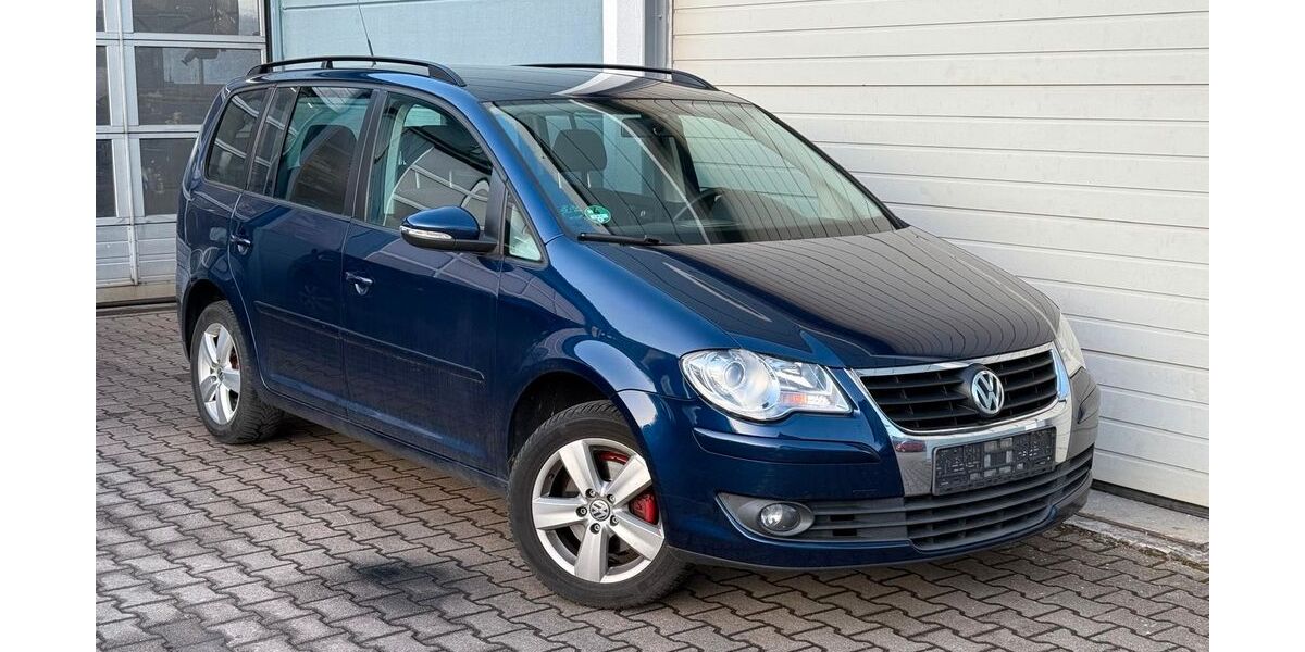VW Touran 193.585 km 5.900 &euro; Tübingen 72072