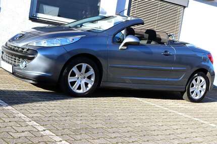 Peugeot 207 175.040 km 2.390 &euro; Bietigheim-Bissingen 74321