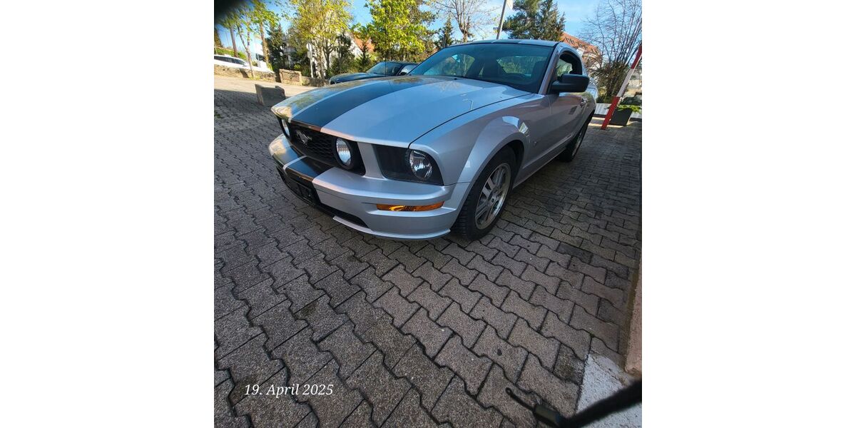 Ford Mustang 163.707 km 13.900 &euro; Böblingen 71032