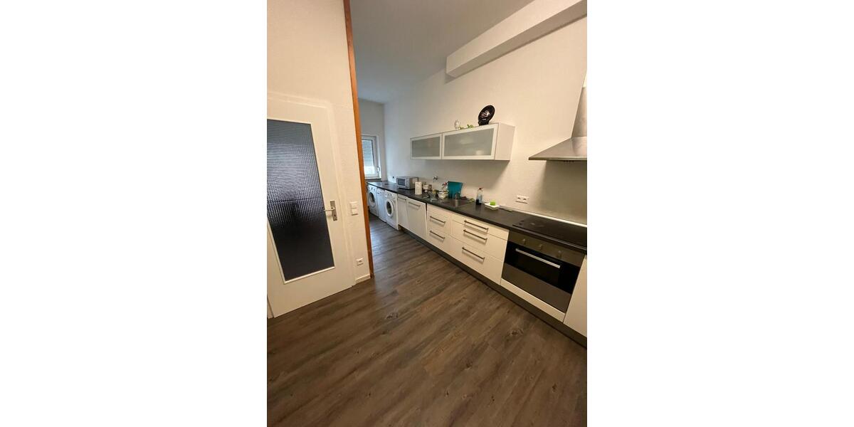 Hochparterre Schönaich - 5 Zimmer, 30 m&sup2;, 400&euro; | Angebot:25872020
