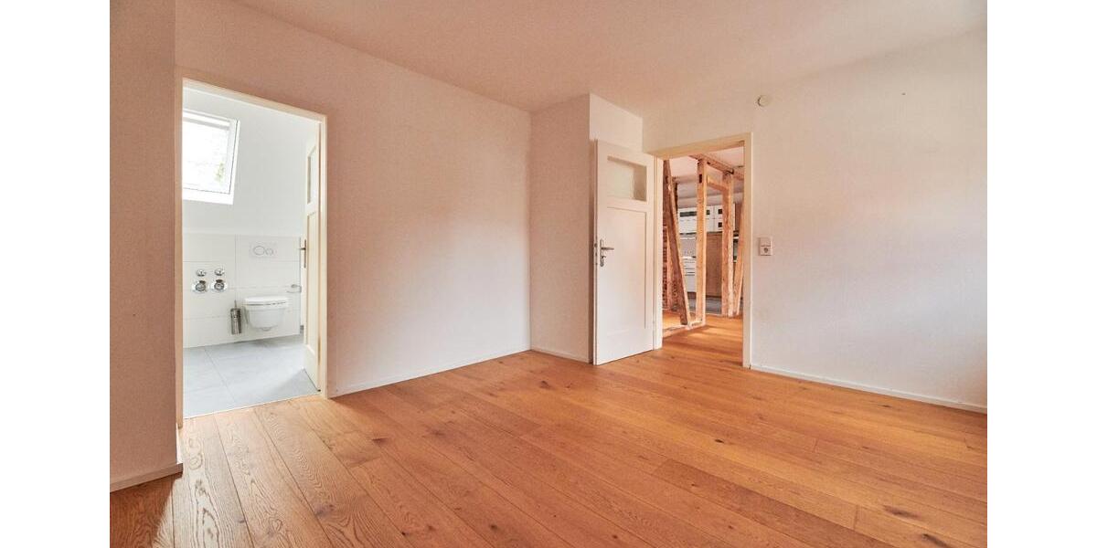 Maisonettenwohnung Sindelfingen - 3.5 Zimmer, 83 m&sup2;, 349.000&euro; | Angebot:26552526