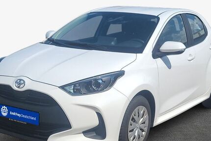 Toyota Yaris 25.879 km 14.490 &euro; Reutlingen 72766