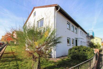 Haus Stuttgart Rot - 6 Zimmer, 131 m&sup2;, 398.000&euro; | Angebot:26799937