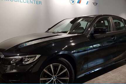 BMW 318 54.419 km 28.250 &euro; Reutlingen 72766