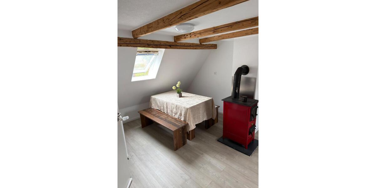 Dachgeschoßwohnung Reutlingen Sondelfingen - 2 Zimmer, 50 m&sup2;, 750&euro; | Angebot:27589481