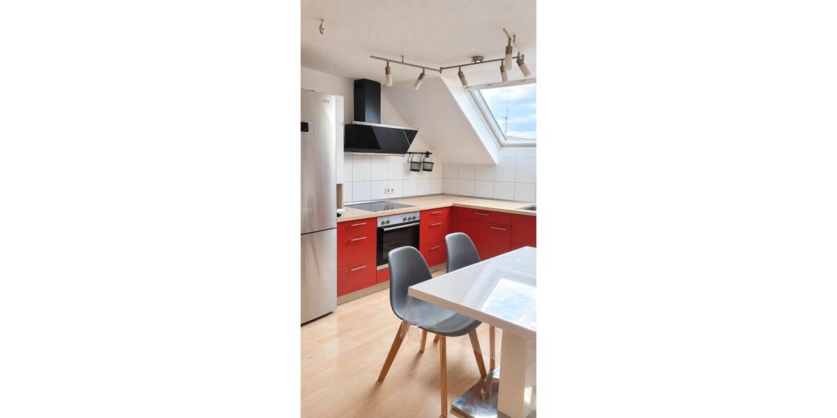 Dachgeschoßwohnung Ludwigsburg Hoheneck - 3 Zimmer, 64 m&sup2;, 830&euro; | Angebot:27584444