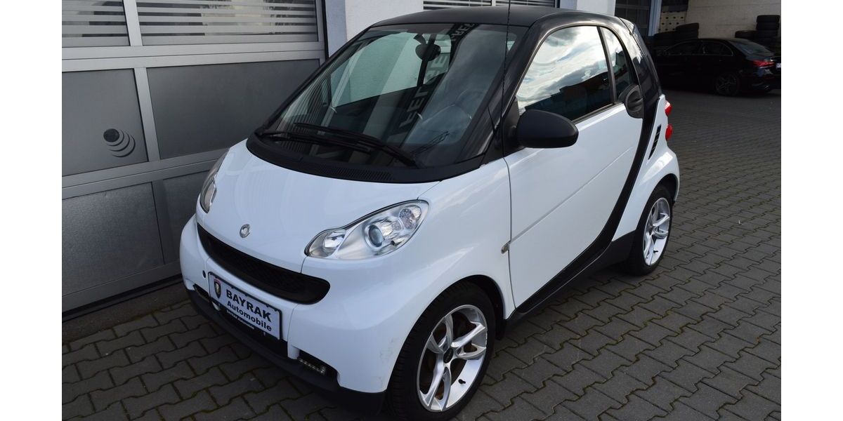 Smart ForTwo 76.800 km 5.490 &euro; Sindelfingen 71065