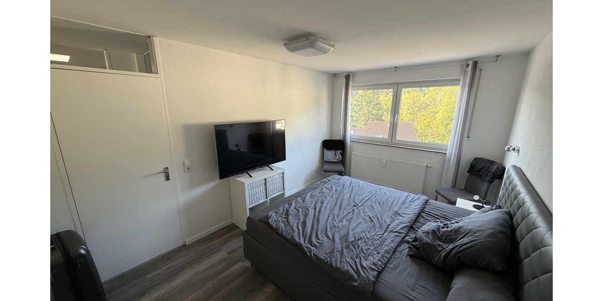 Einziehen & Wohlfühlen – 3,5-Zimmer-Dachgeschosswohnung mit Balkon und Garage - Dachgeschoßwohnung Altbach | Angebot:27581532